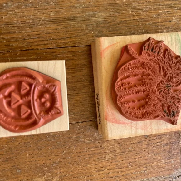 PRICE DROP!! Lot of 25 Halloween Cards and Rubber Stamps! - Picture 14 of 16